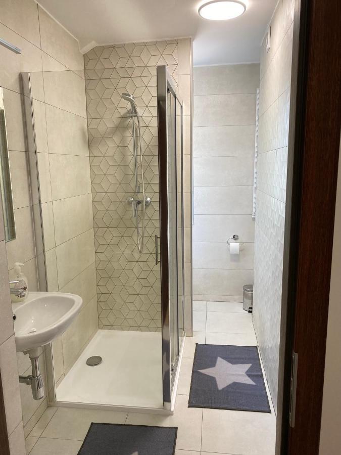 Bed and Breakfast Gracja Warszawa Zewnętrze zdjęcie